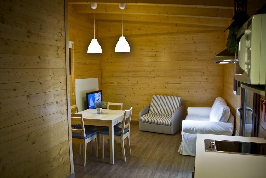 סנט קוגאט דל ואייס Apartamentos El Bosquet חדר תמונה